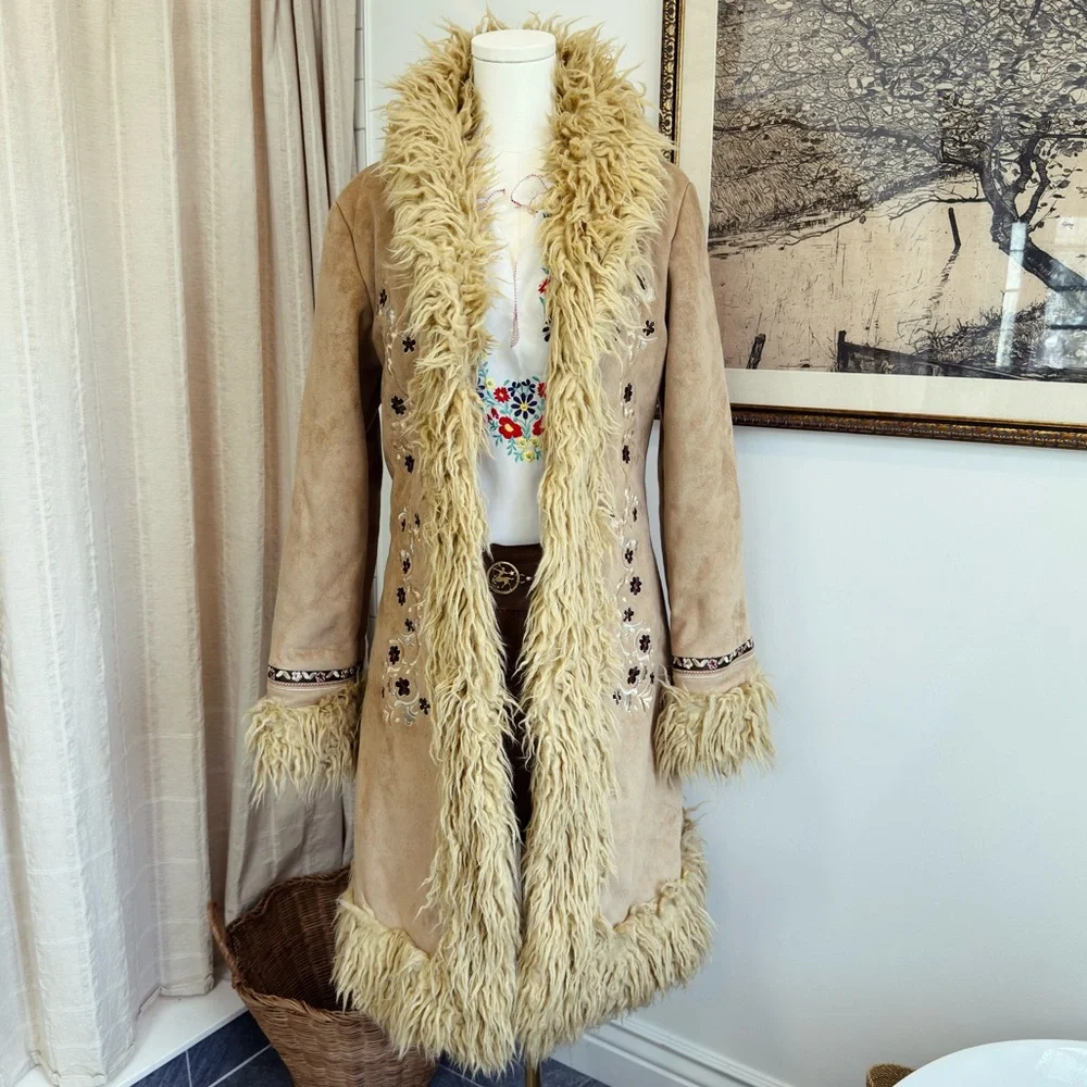 ✨ PENNY LANE COAT - Picture 1 of 4